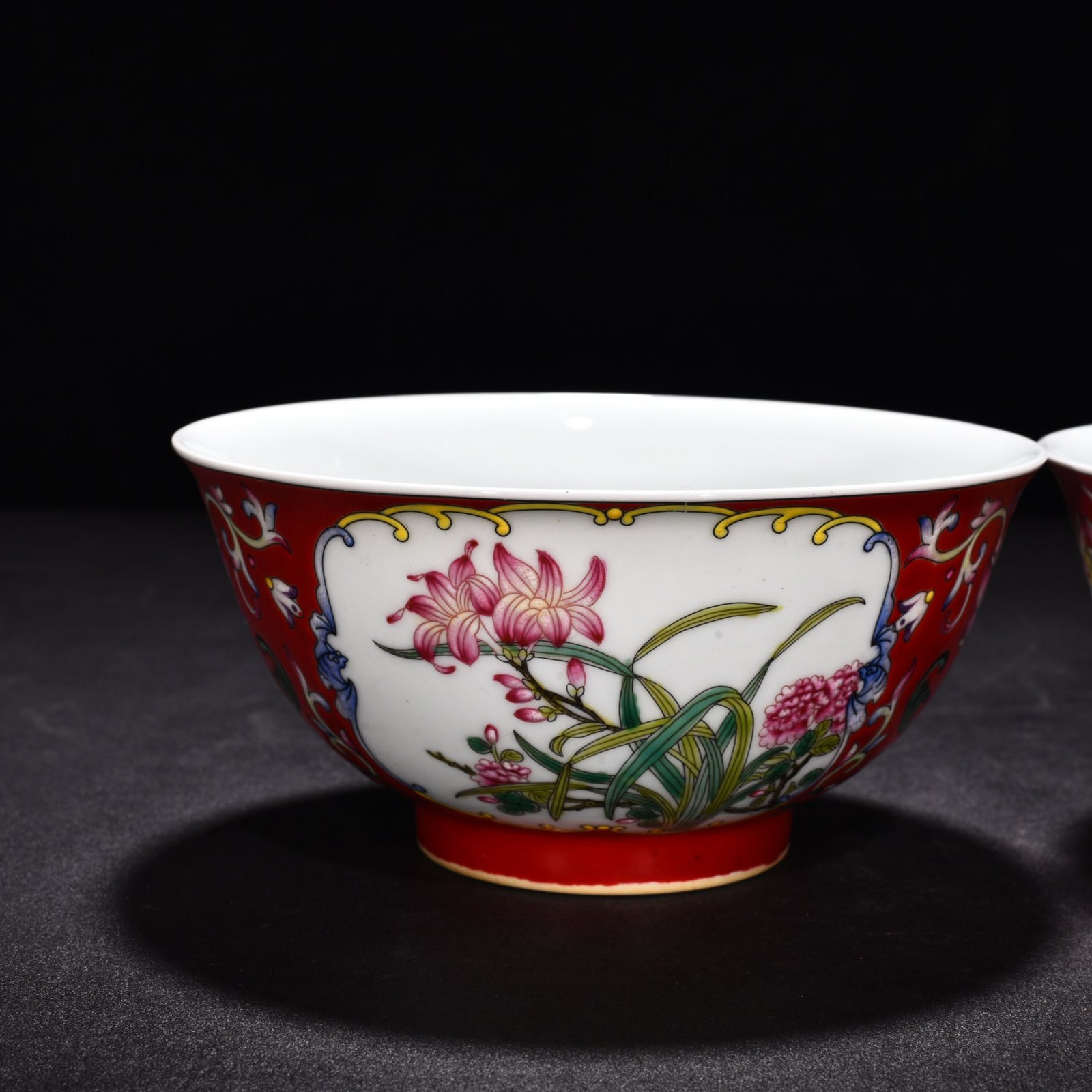 Qing Dynasty Kangxi red ground enamel palace-style bowl with florals