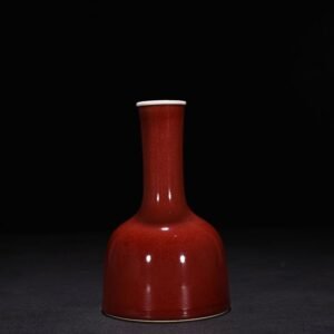 Qing Dynasty Kangxi cowpea red rattle statue