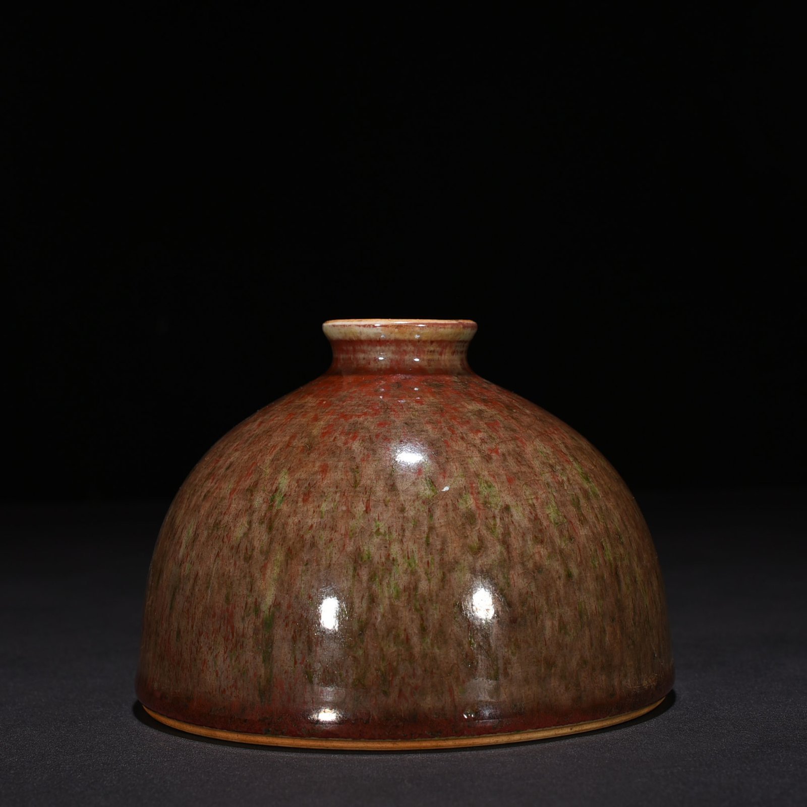 Qing Dynasty Kangxi Cowpea Red Beauty Zui Taibai Zun