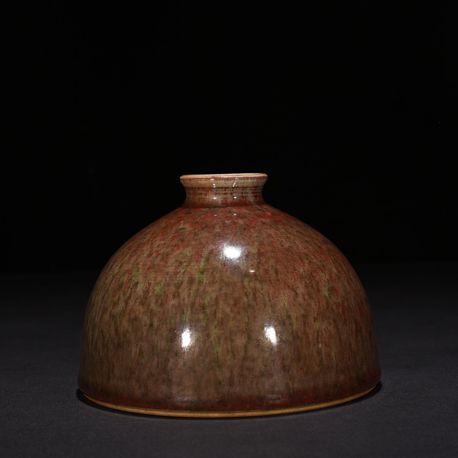 Qing Dynasty Kangxi Cowpea Red Beauty Zui Taibai Zun