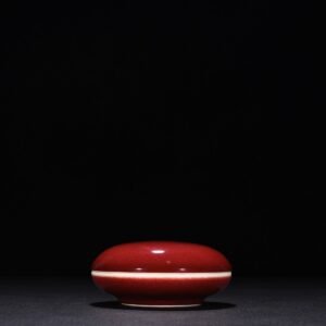 Qing Dynasty Kangxi cowpea red glaze beauty drunken study box