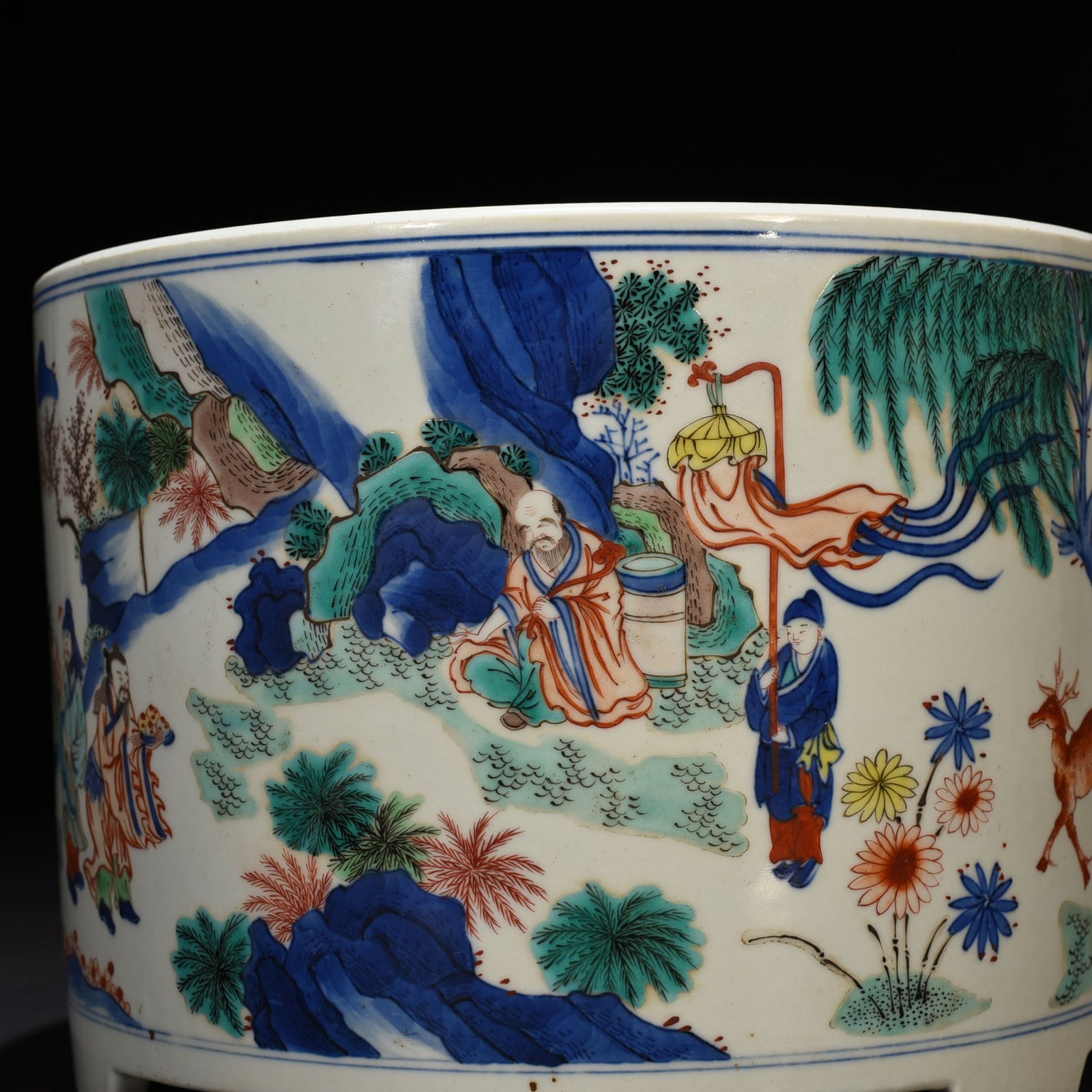 Qing Dynasty Kangxi blue and white multicolored Eight Immortals three-legged Burner