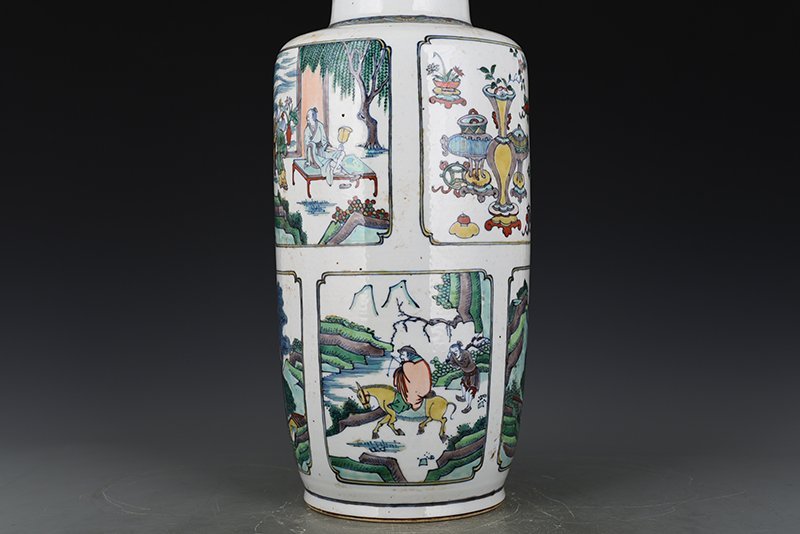 Qing Dynasty Kangxi blue and white five-color Doucai landscape mallet bottle