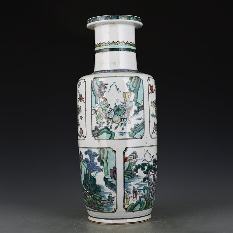 Qing Dynasty Kangxi blue and white five-color Doucai landscape mallet bottle