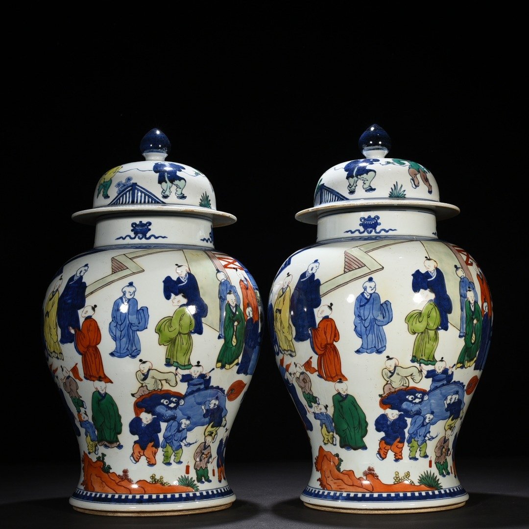Qing Dynasty Kangxi blue and white five-color piano chess calligraphy and painting jar