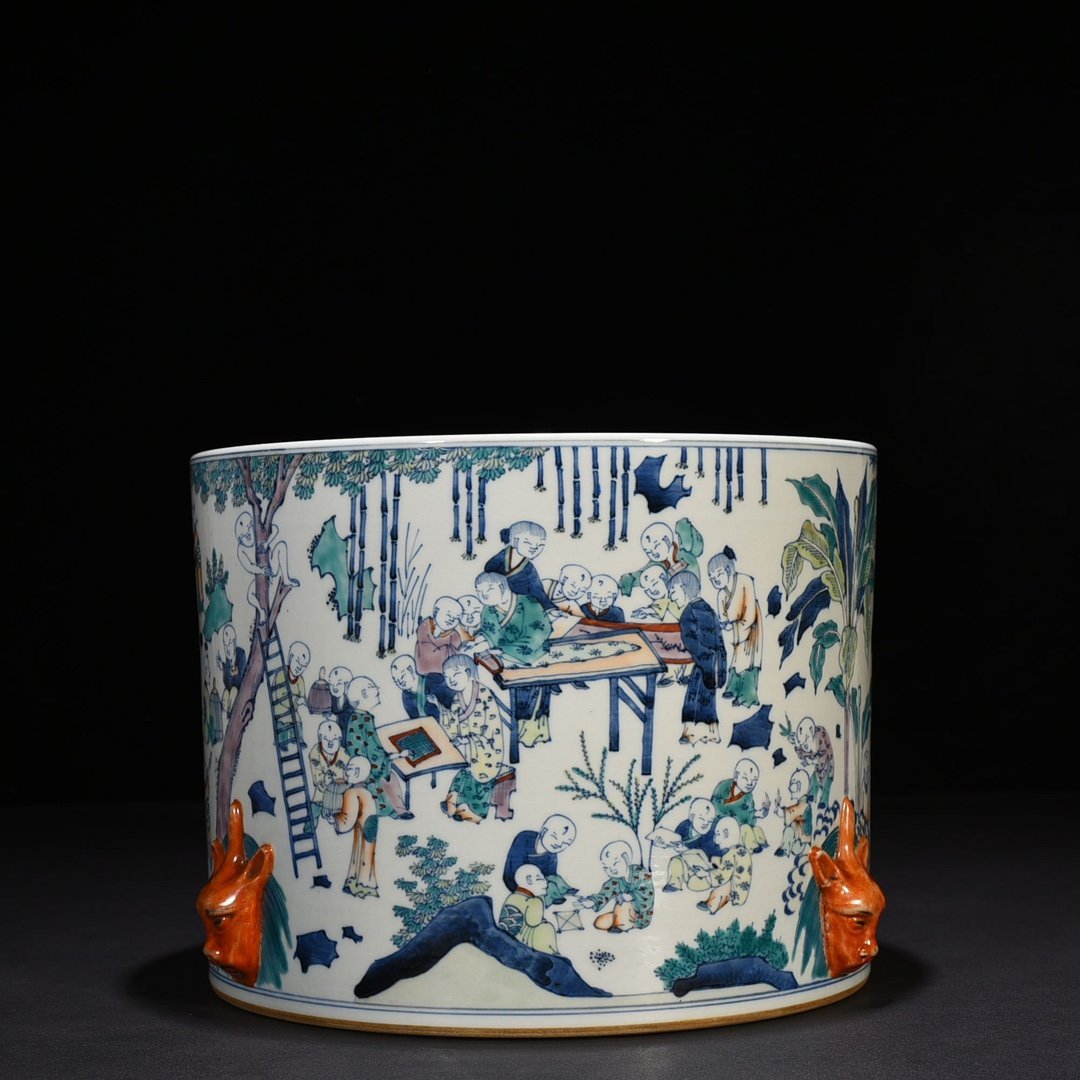 Qing Dynasty Kangxi blue and white colorful hundred sons making spring baby play pen holder