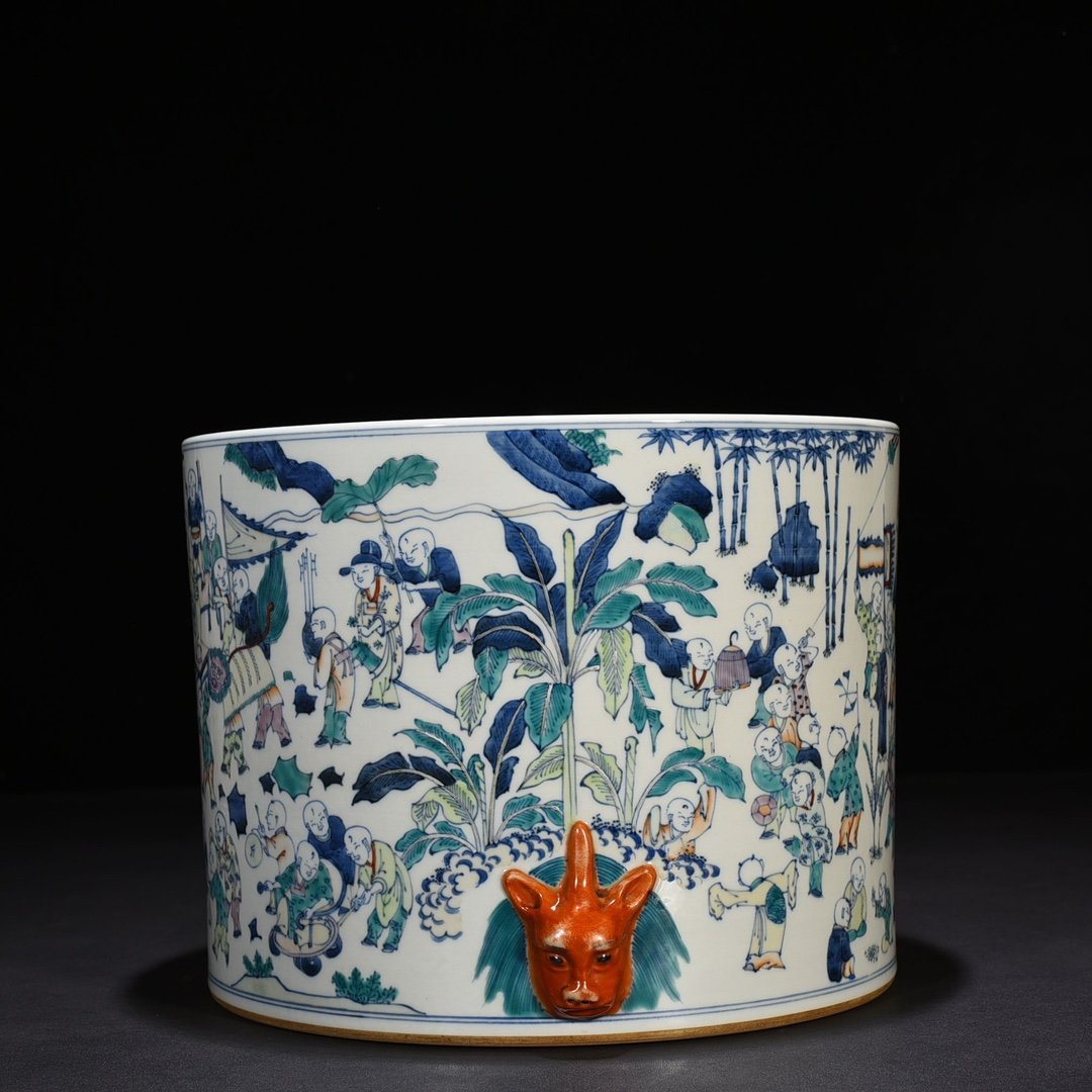 Qing Dynasty Kangxi blue and white colorful hundred sons making spring baby play pen holder