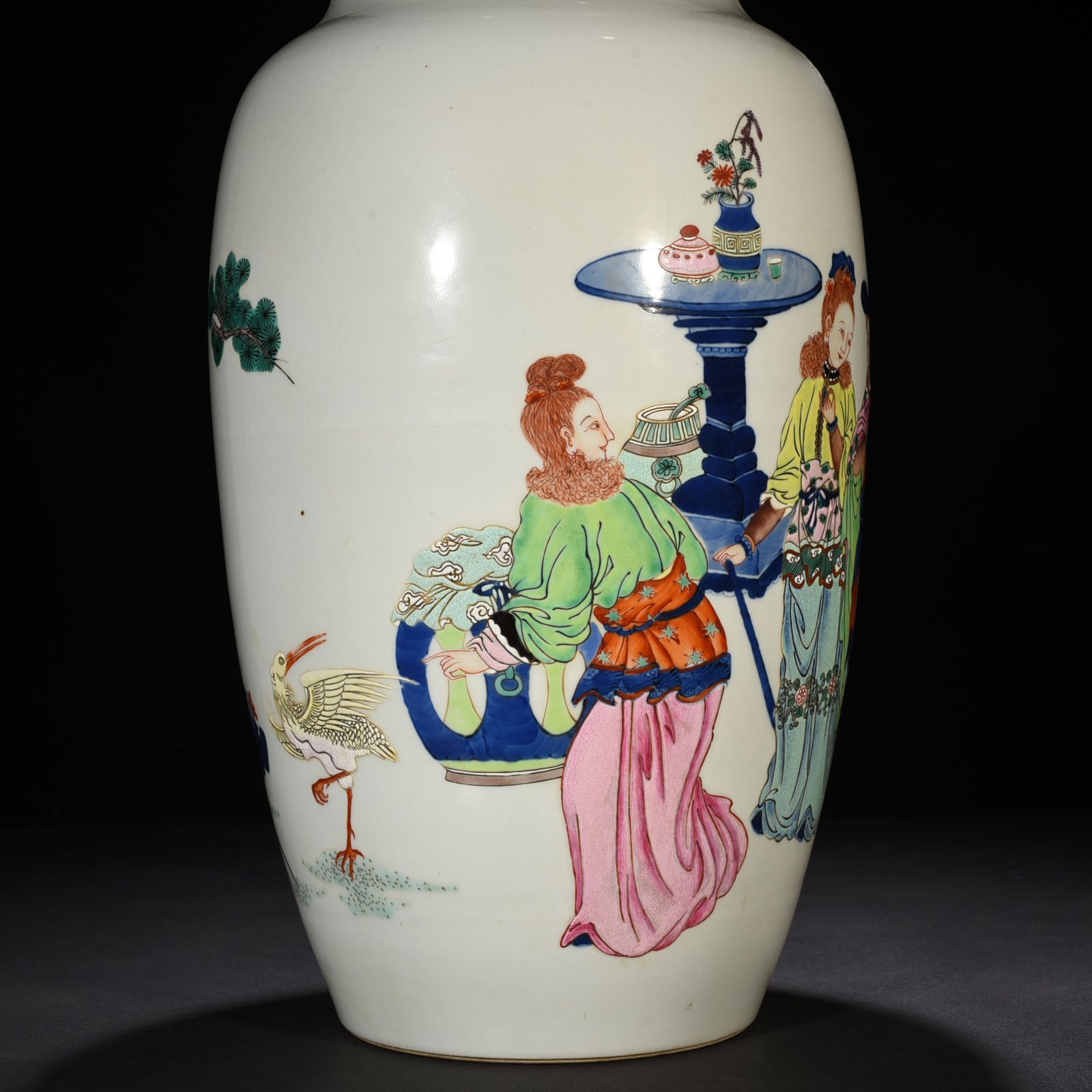 Qing Dynasty Kangxi blue and white multicolored Western figure vase