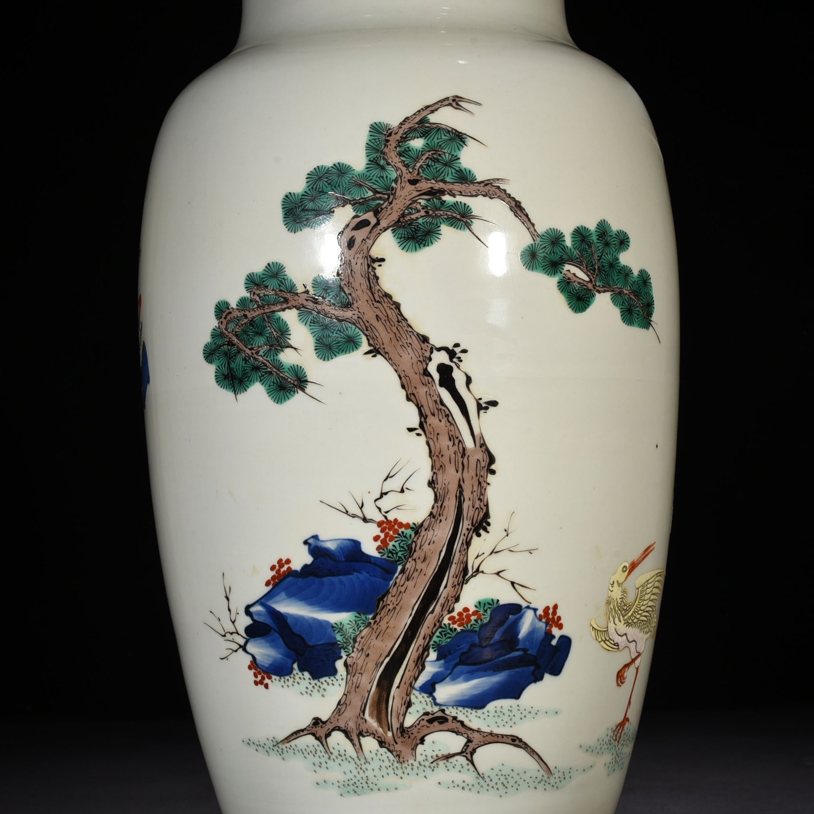Qing Dynasty Kangxi blue and white multicolored Western figure vase