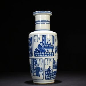 Qing Dynasty Kangxi blue and white character story hammer vase