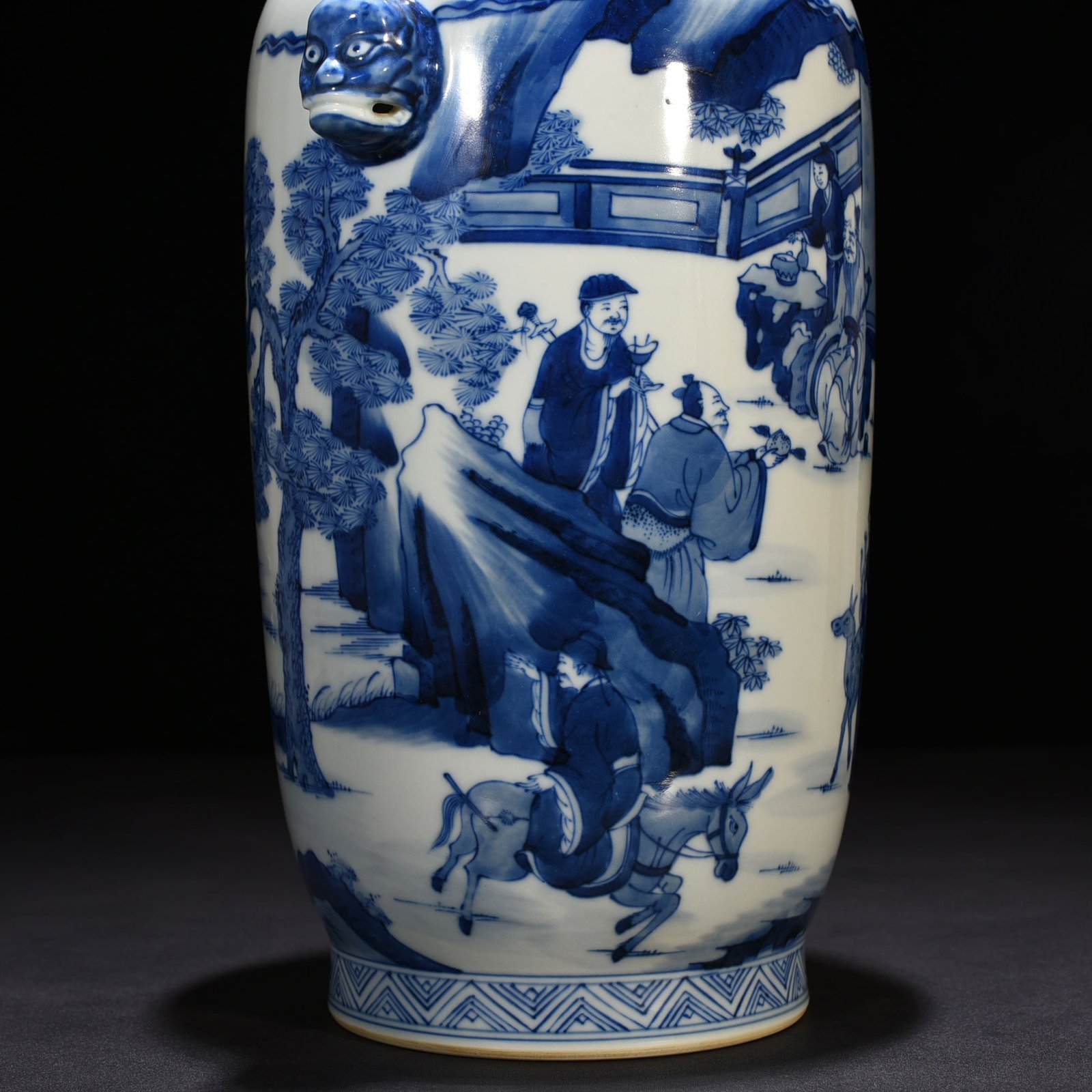Qing Dynasty Kangxi blue and white Eight Immortals animal ears disc-mouth vase