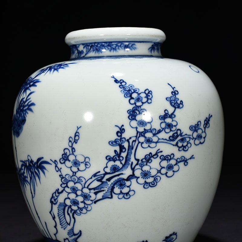 Qing Dynasty Kangxi blue and white pine bamboo and plum jar