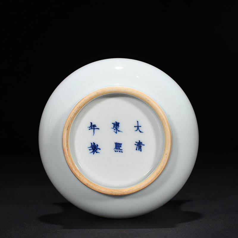 Qing Dynasty Kangxi blue and white slag bucket