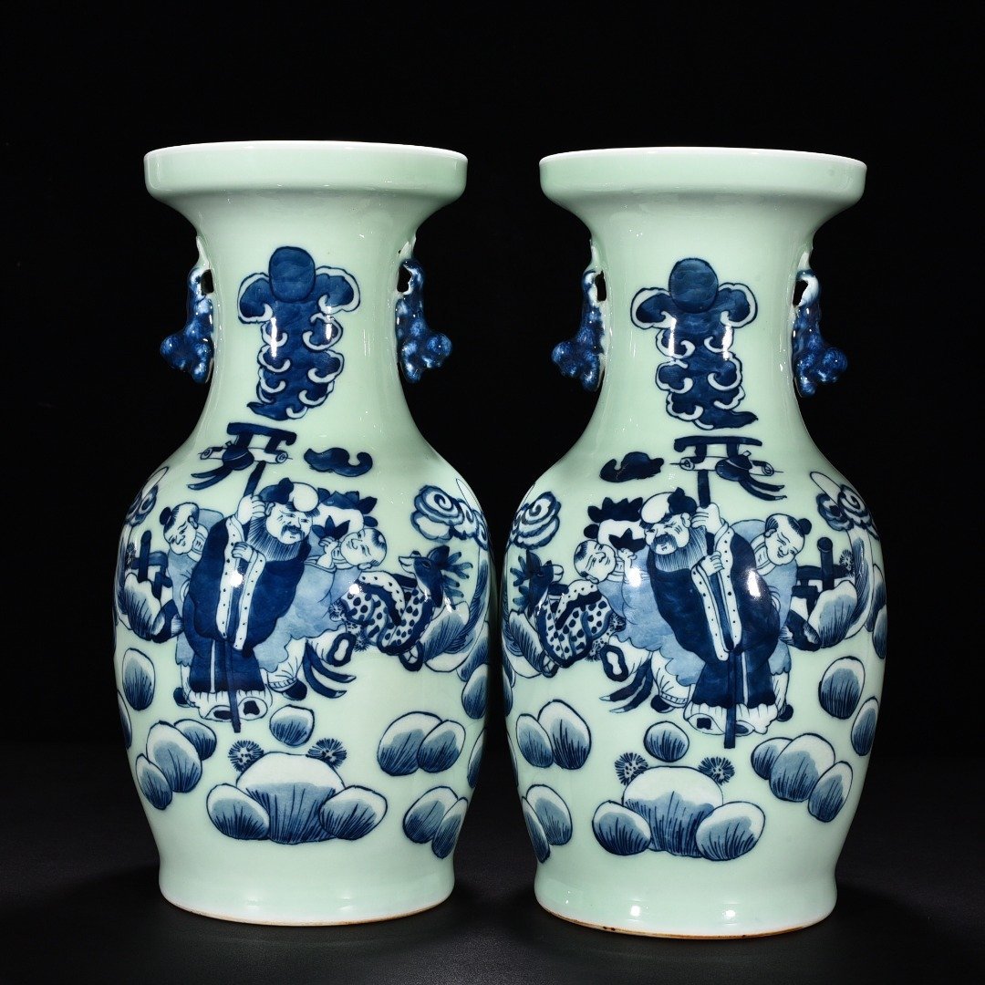 Qing Dynasty blue and white longevity star amphorae