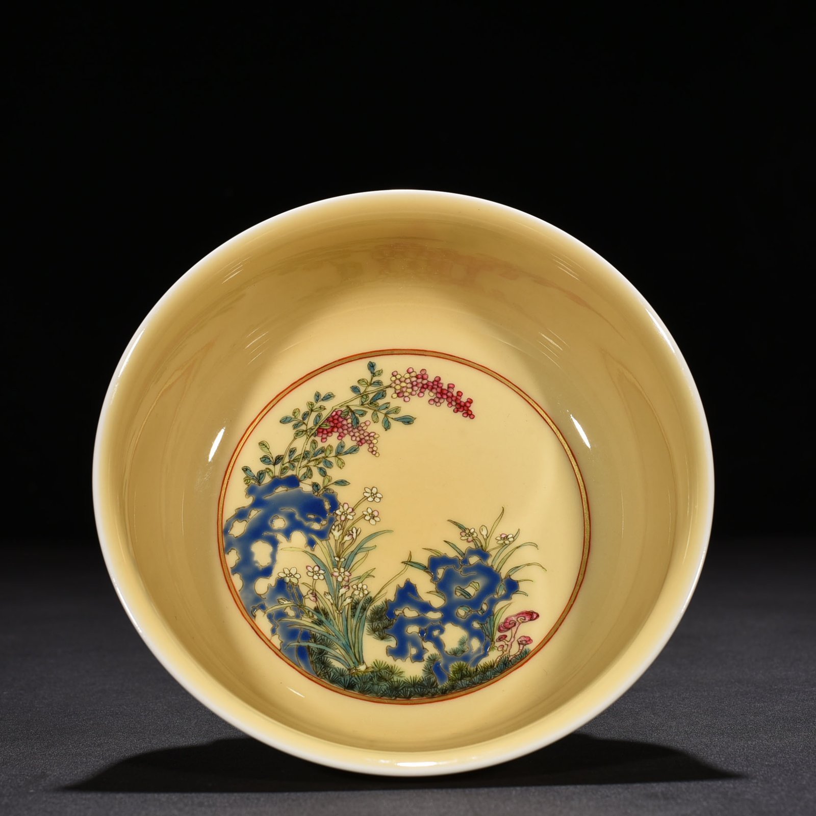 Qing Dynasty Yongzheng Yanghetang yellow glaze pastel Zhilan birthday bowl