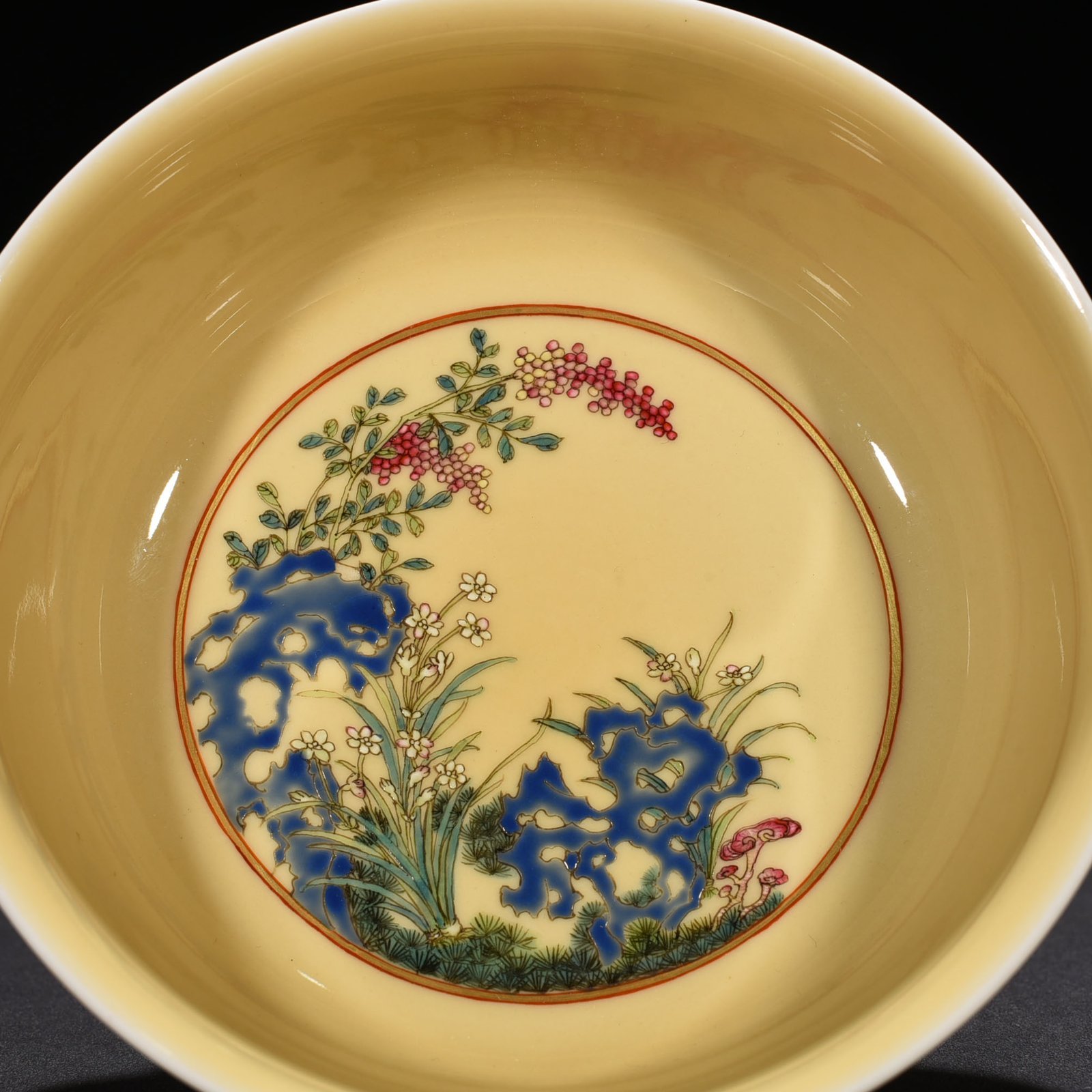 Qing Dynasty Yongzheng Yanghetang yellow glaze pastel Zhilan birthday bowl