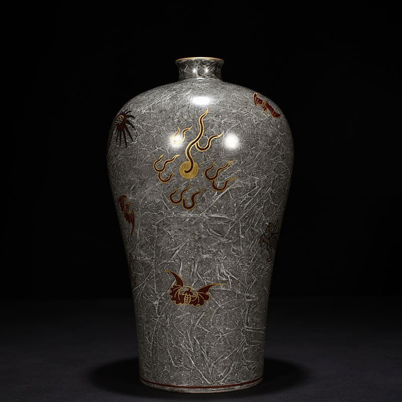 Qing Dynasty Yongzheng ink and color gold dragon plum vase