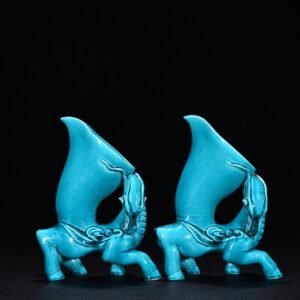 Qing Dynasty Yongzheng peacock blue glaze Dragon Cup