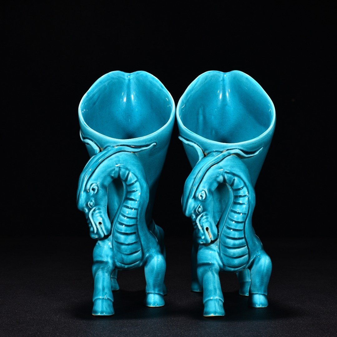 Qing Dynasty Yongzheng peacock blue glaze Dragon Cup