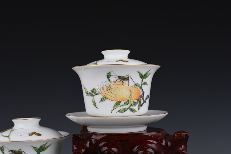 Qing Dynasty Yongzheng Imperial Enamel Fushou Covered Bowl