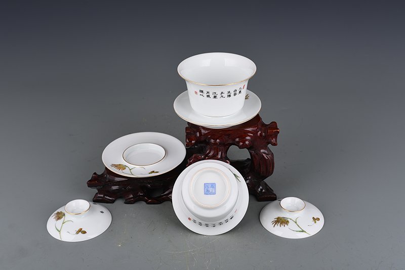 Qing Dynasty Yongzheng Imperial Enamel Fushou Covered Bowl