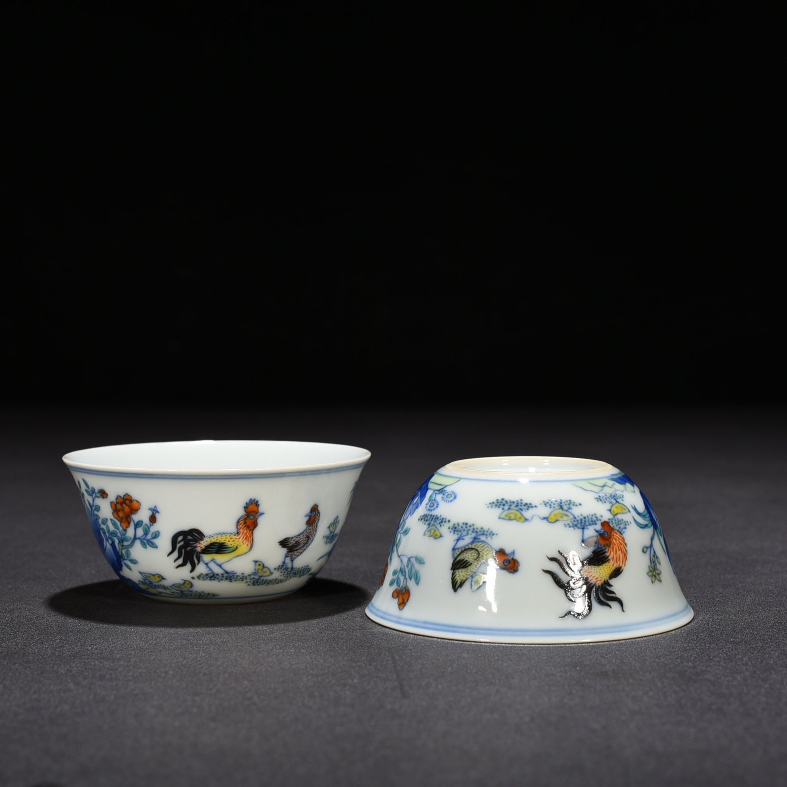 Qing Dynasty Yongzheng Doucai Family Portrait Chicken Cup