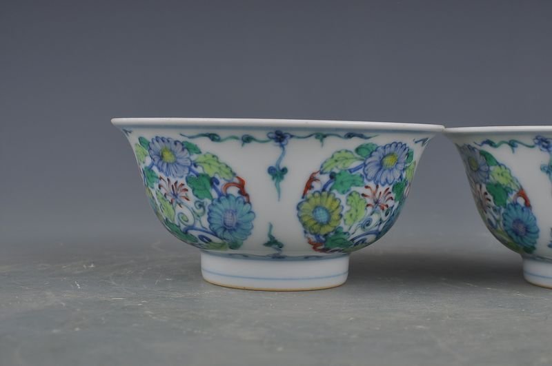 Qing Dynasty Yongzheng Doucai Chrysanthemum Bowl
