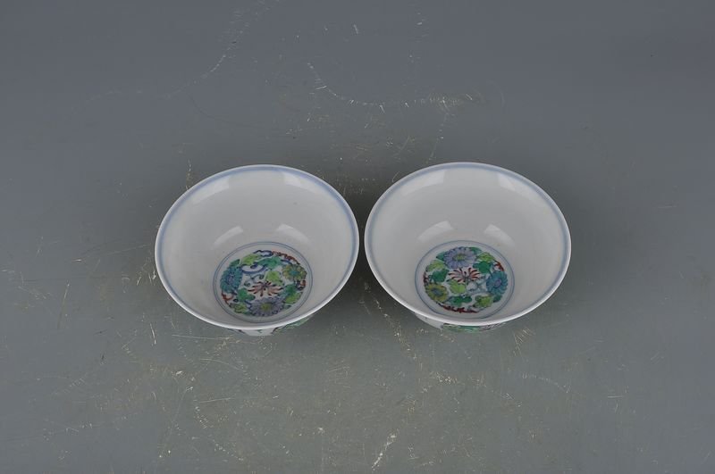 Qing Dynasty Yongzheng Doucai Chrysanthemum Bowl