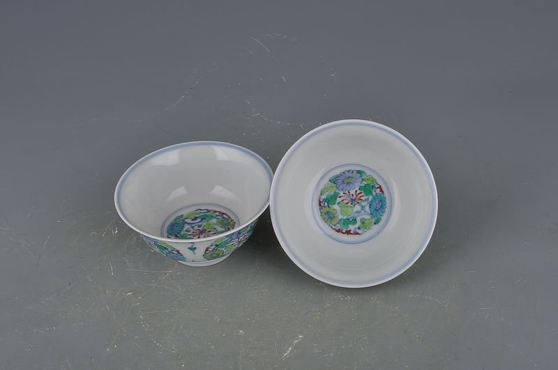 Qing Dynasty Yongzheng Doucai Chrysanthemum Bowl