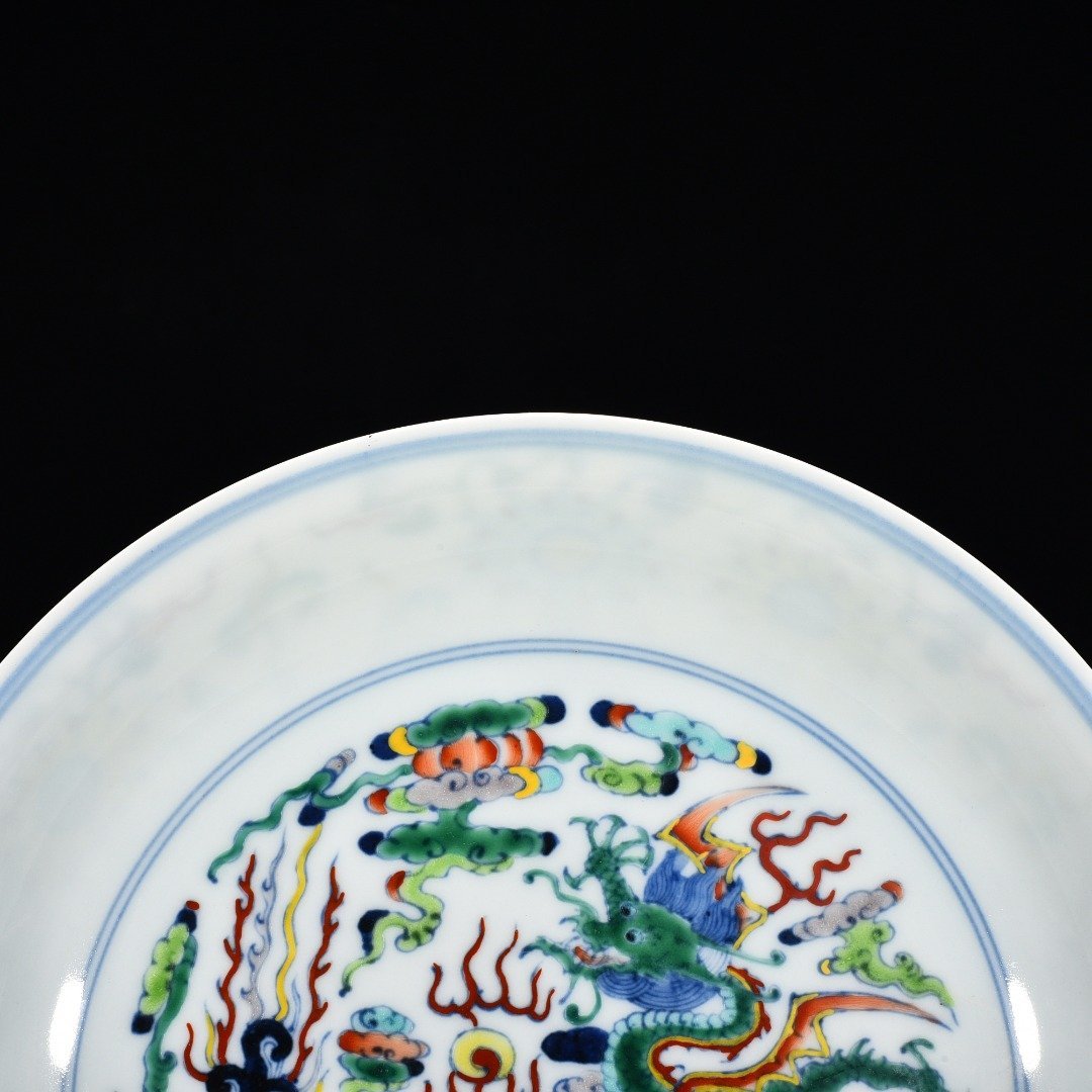Qing Dynasty Yongzheng doucai dragon and phoenix plate