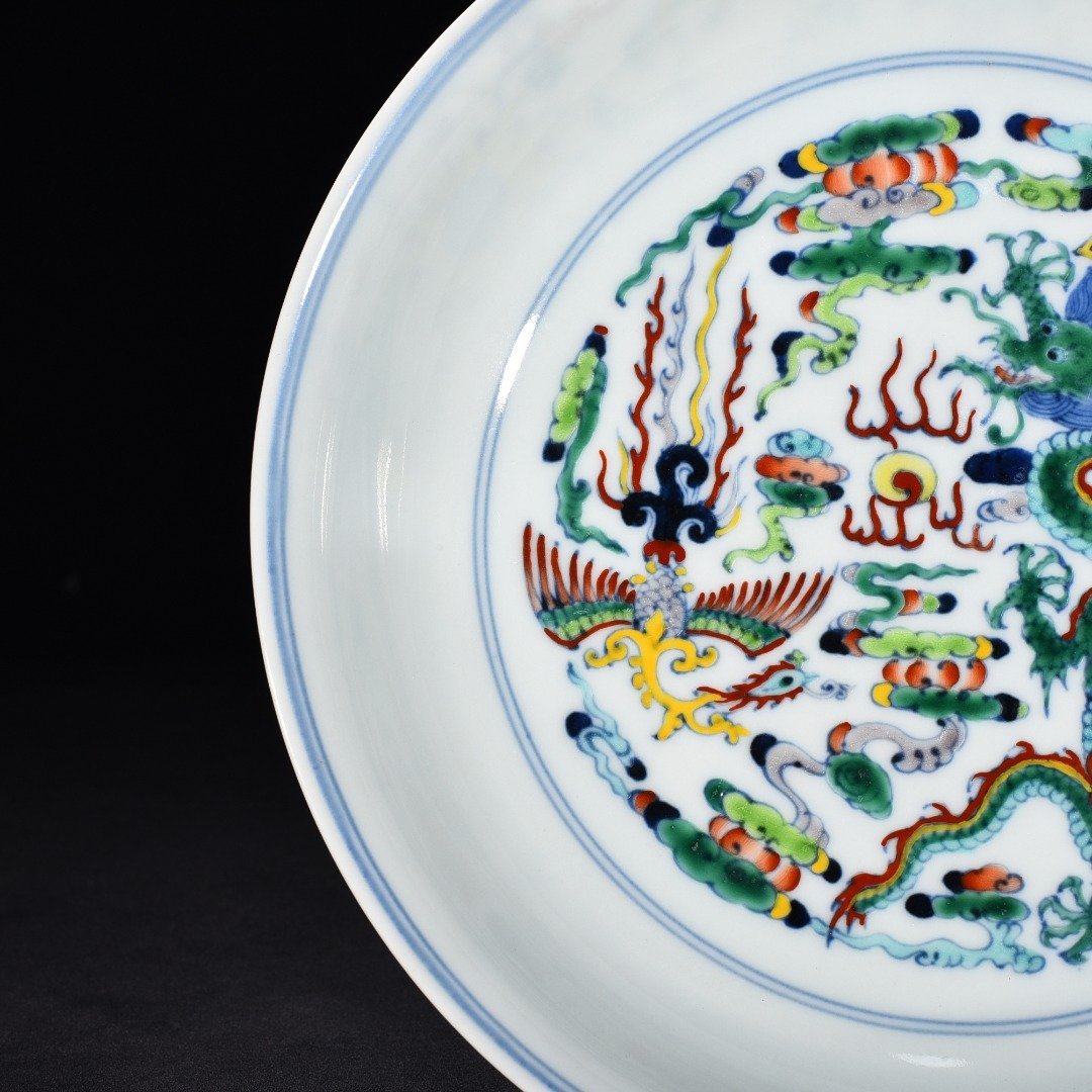 Qing Dynasty Yongzheng doucai dragon and phoenix plate