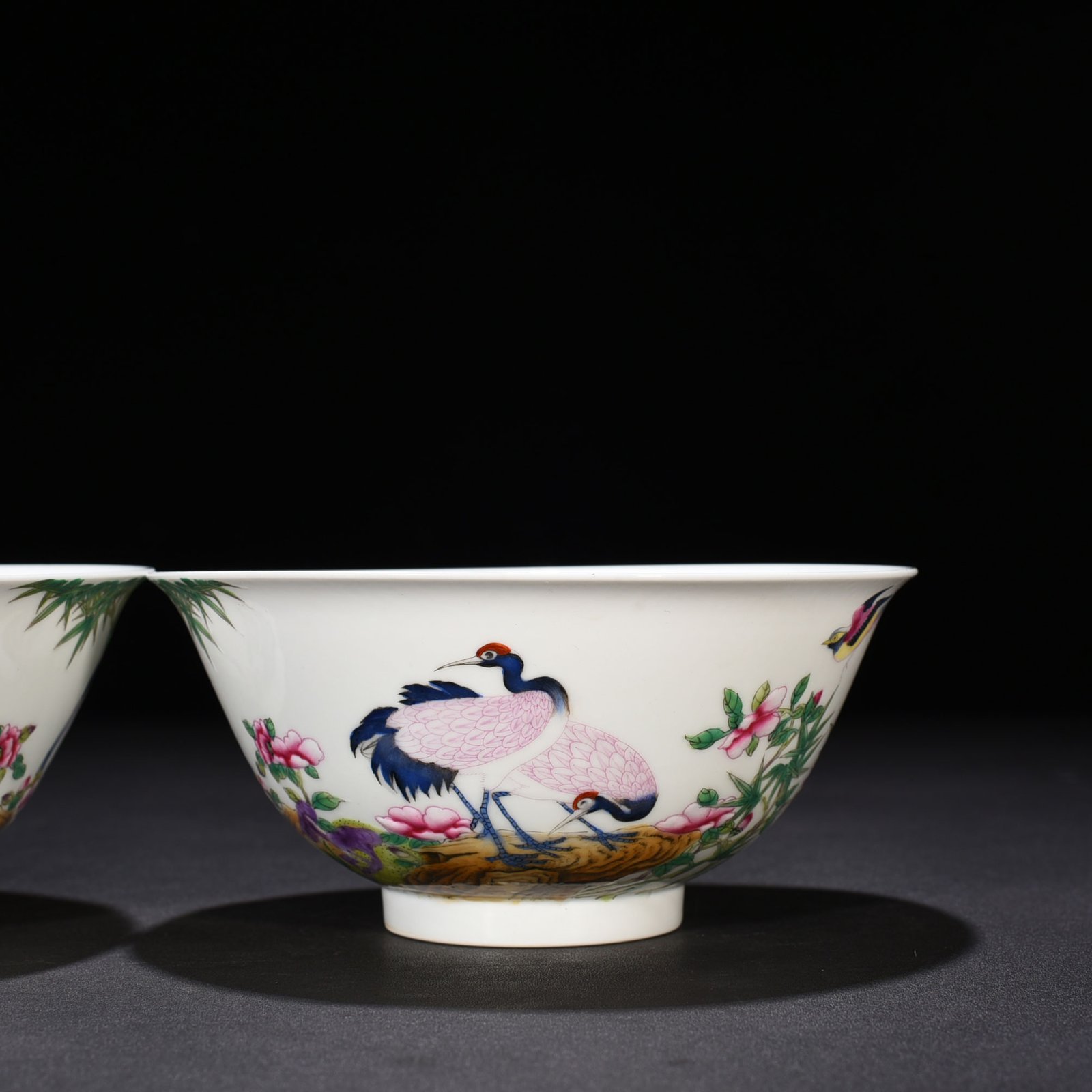 Qing Dynasty Yongzheng enamel bowl with crane flower and birds