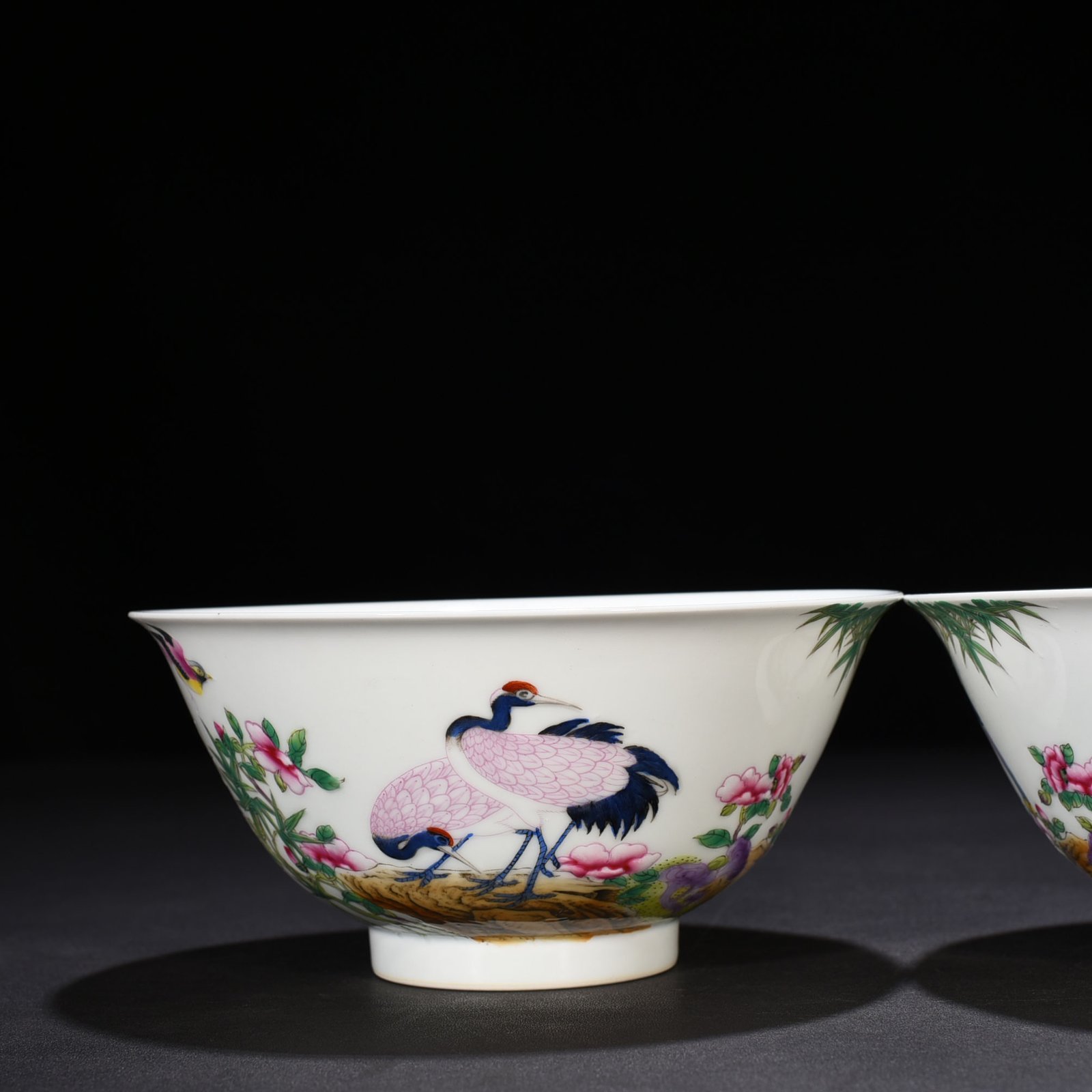 Qing Dynasty Yongzheng enamel bowl with crane flower and birds