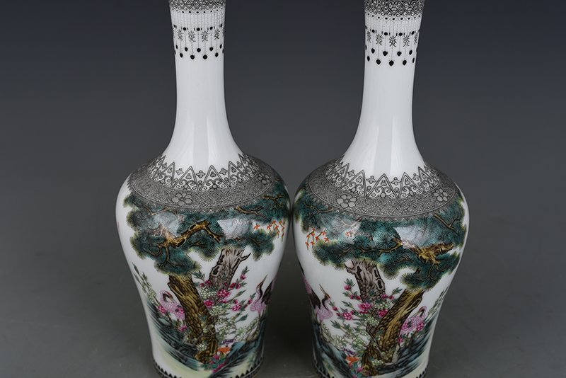 Qing Dynasty Yongzheng Enamel Rattle Zun with Six Cranes and Spring Picture