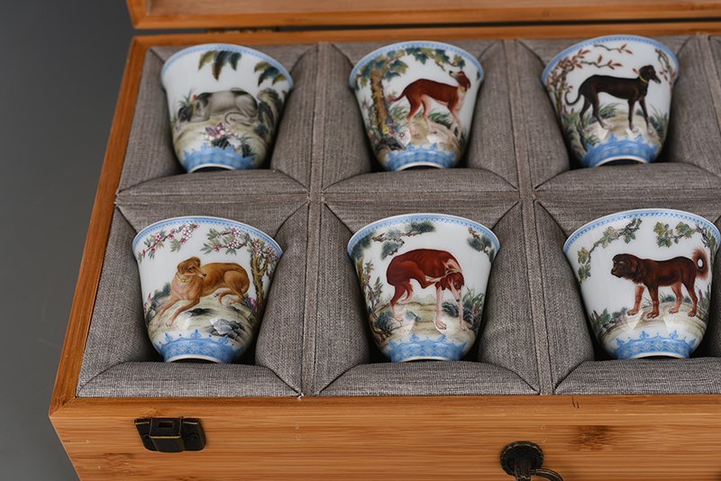 Qing Dynasty Yongzheng Enamel Ten Dogs and Ten Beauties Cup