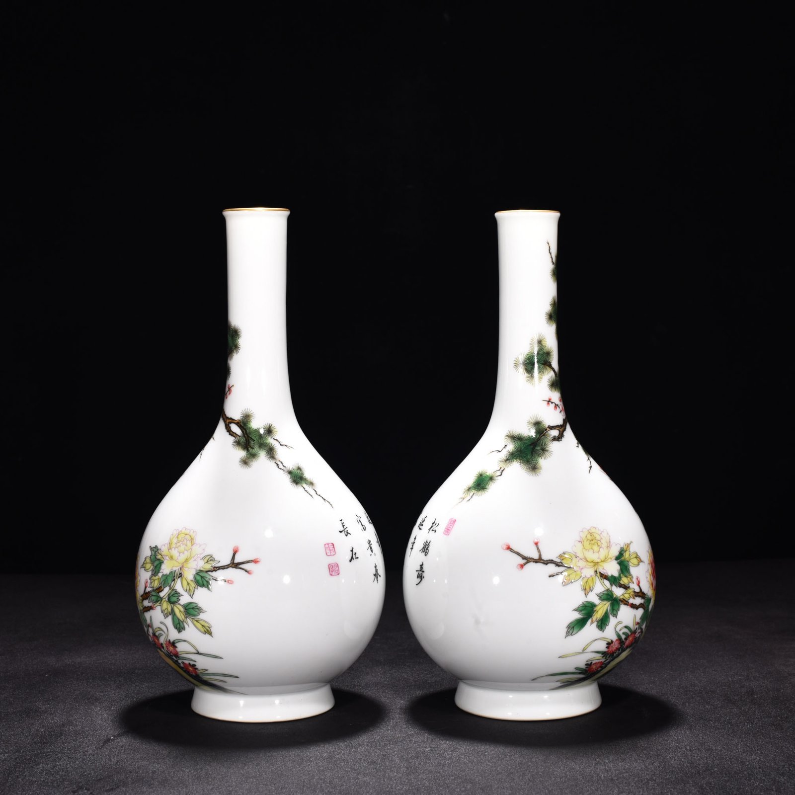 Qing Dynasty Yongzheng enamel color painted gold pine and crane longevity flower and bird vase
