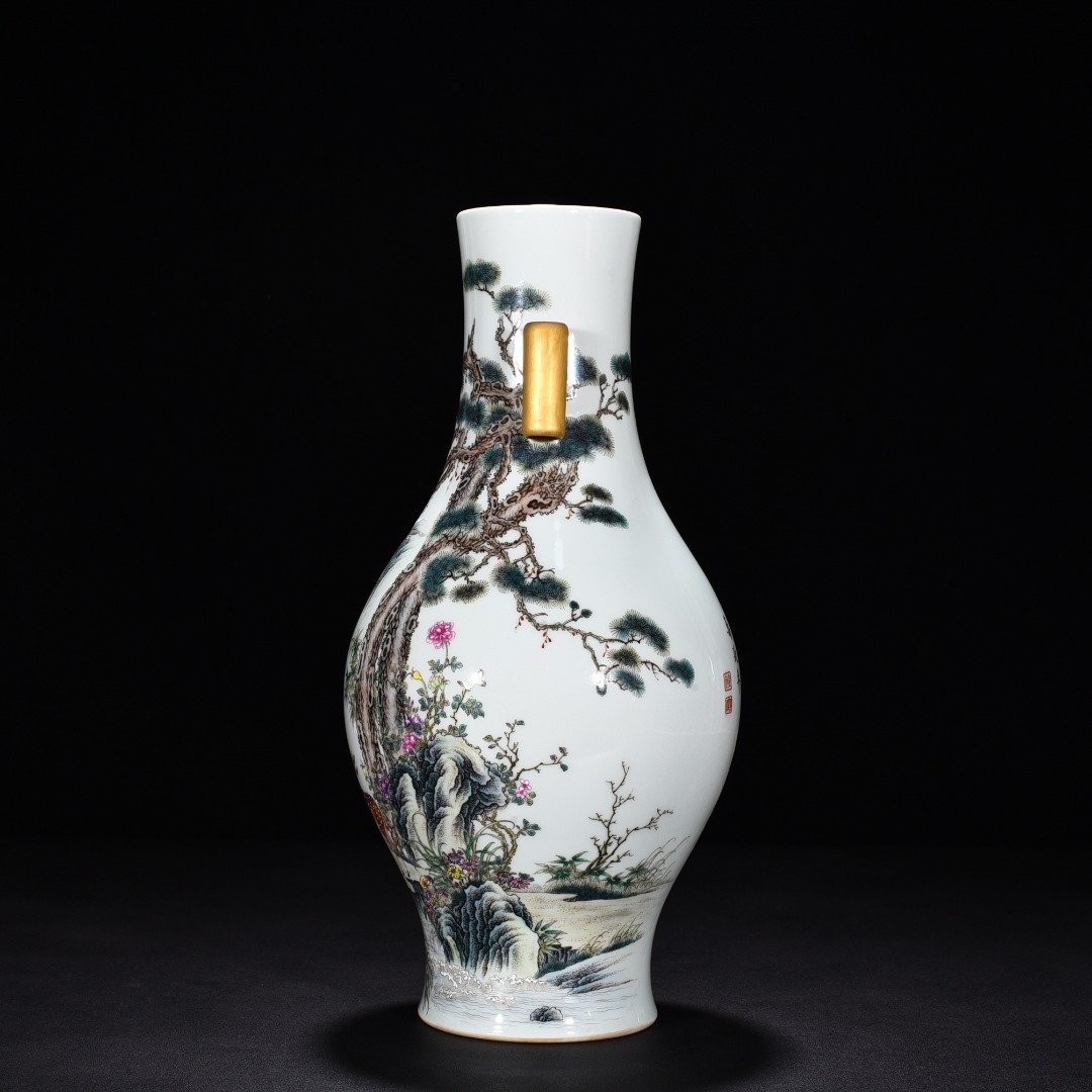 Qing Dynasty Yongzheng enamel color painted golden deer and crane with spring ear vase