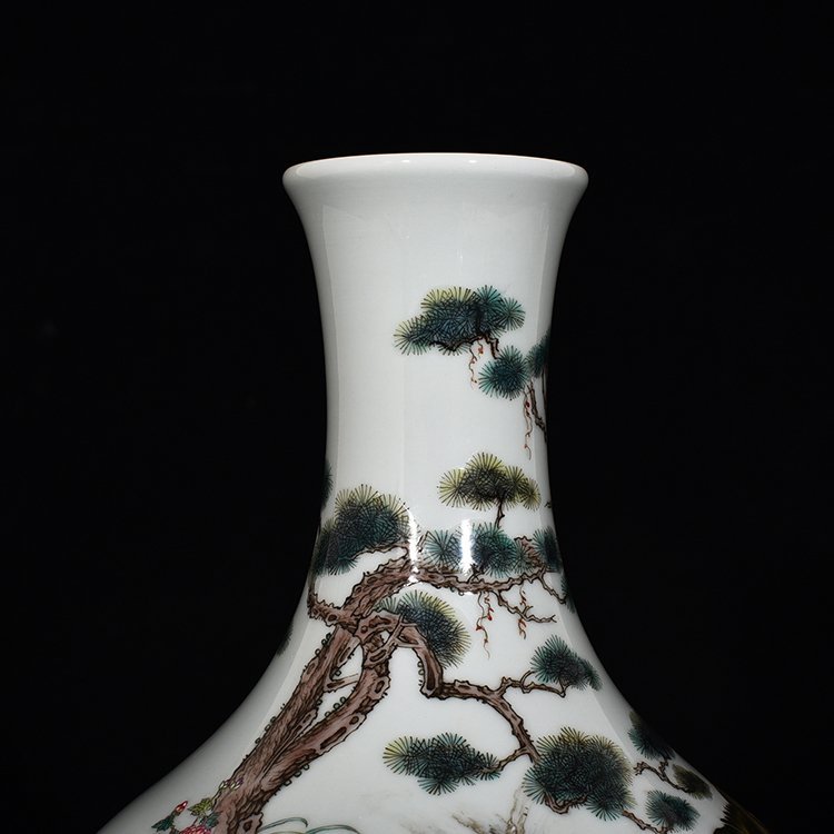 Qing Dynasty Yongzheng enamel color reed wild goose and flower flat belly jade pot spring vase