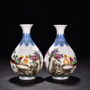 Qing Dynasty Yongzheng enamel jade pot and spring vase with flower and birds