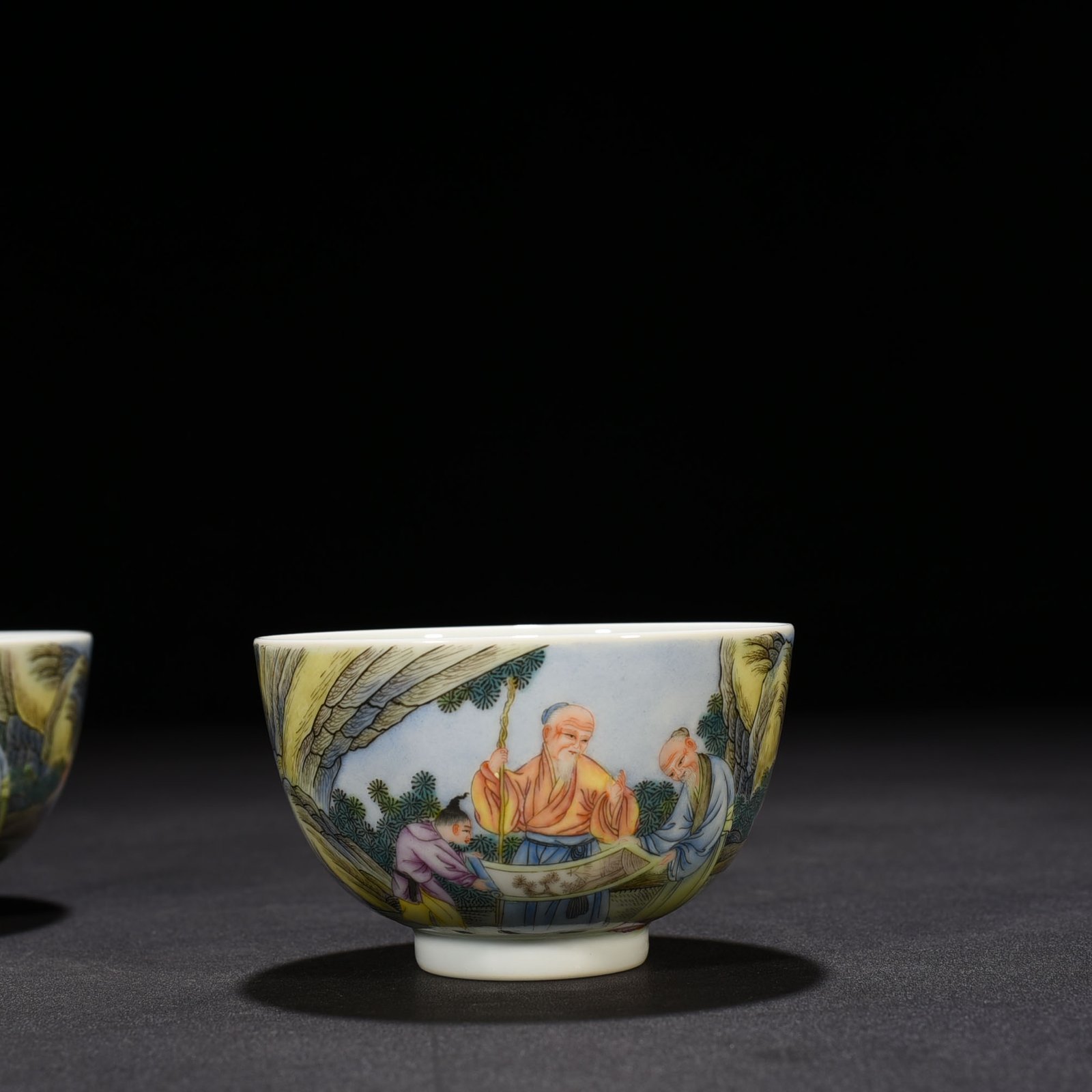 Qing Dynasty Yongzheng enamel cup with figures of Gaoshi
