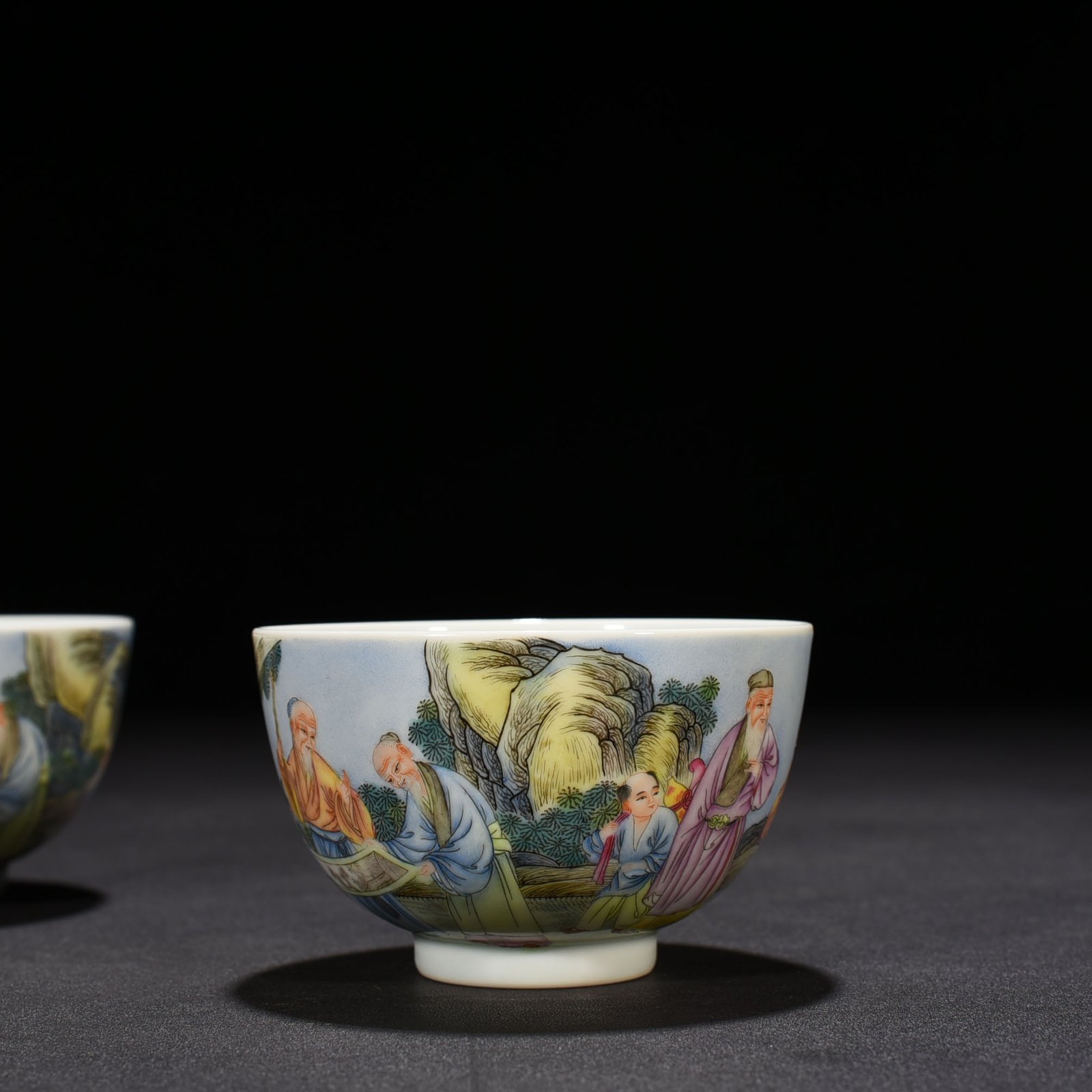 Qing Dynasty Yongzheng enamel cup with figures of Gaoshi