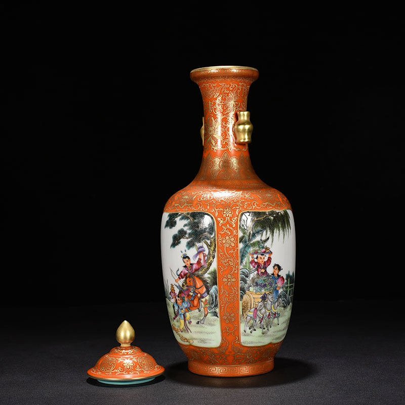 Qing Dynasty Yongzheng aluminous red gold-plated vase with lid and baby play