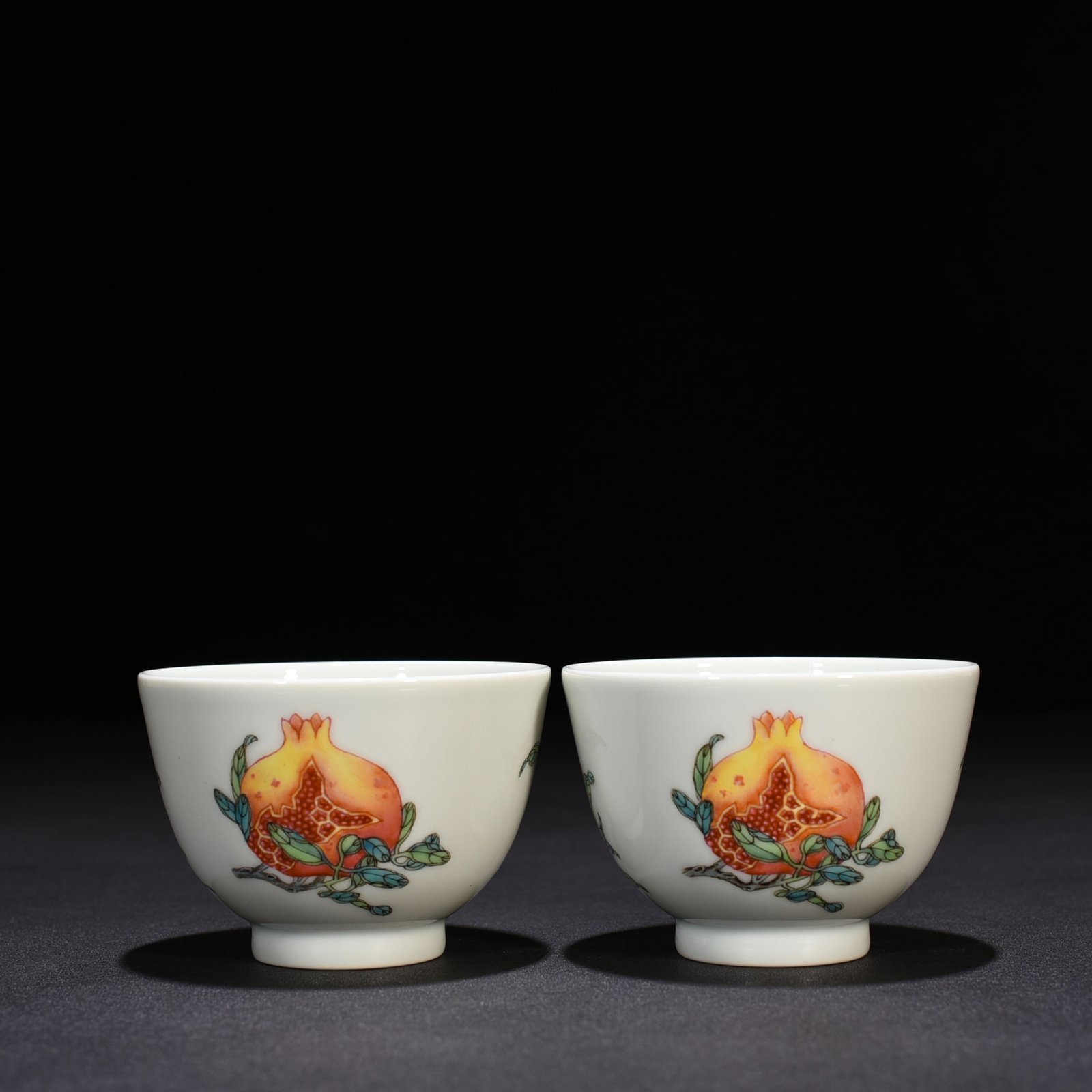 Qing Dynasty Yongzheng pastel Sanduo cup
