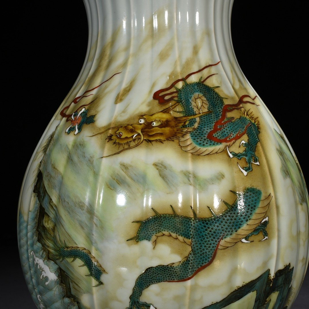 Qing Dynasty Yongzheng Pastel Double Dragon Playing with Pearls and Gualeng Zun
