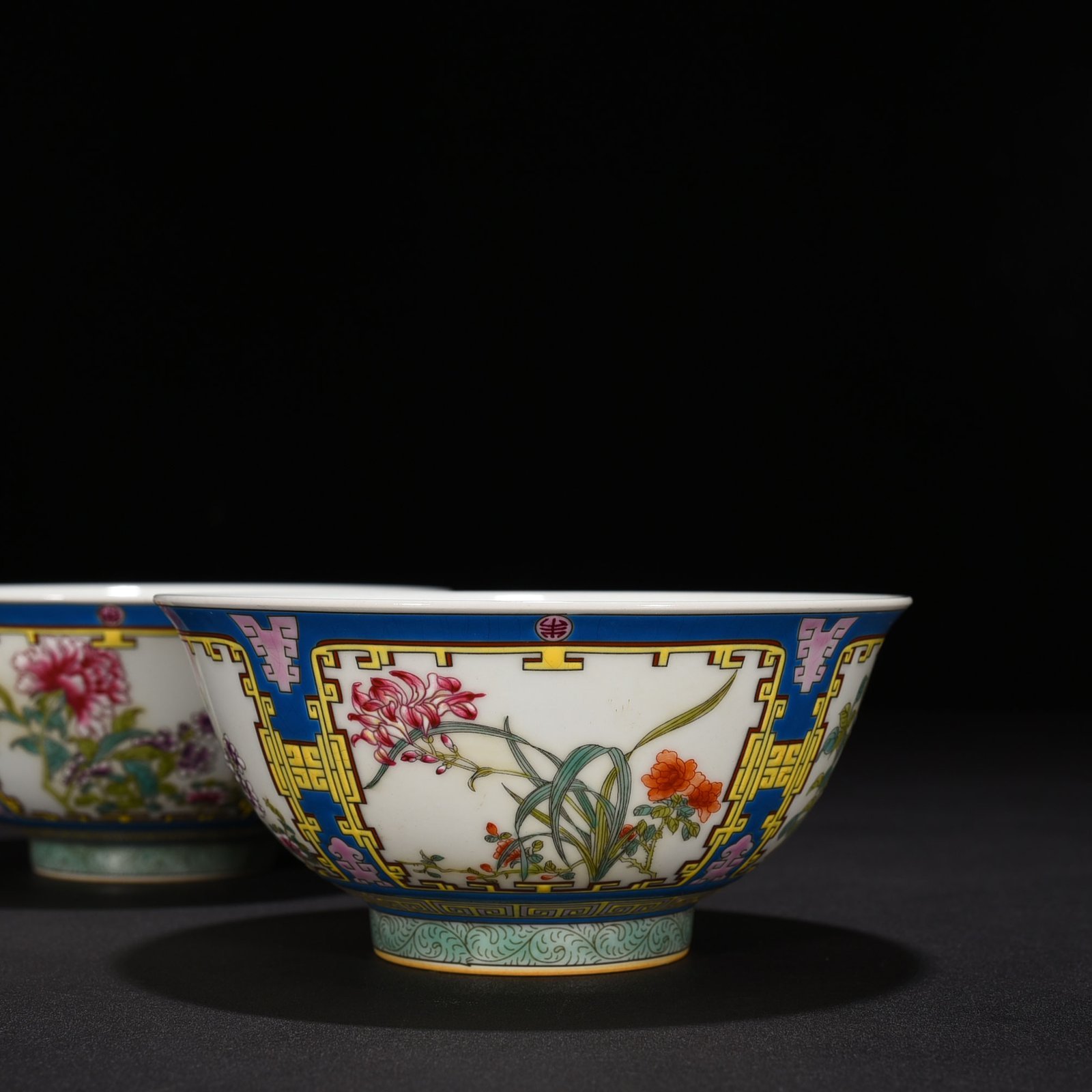 Qing Dynasty Yongzheng pastel four seasons flower bowl