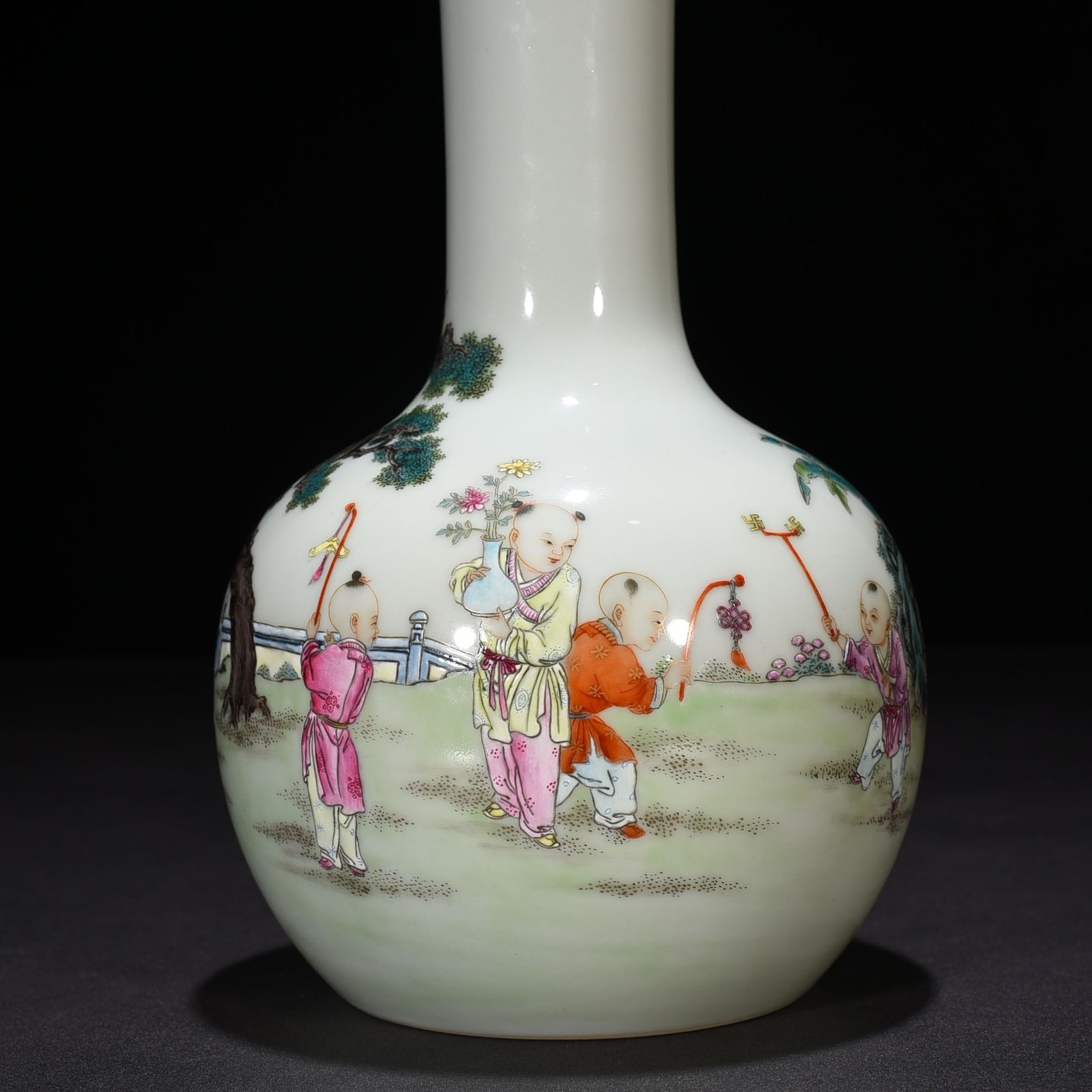 Qing Dynasty Yongzheng pastel celestial sphere vase with baby play