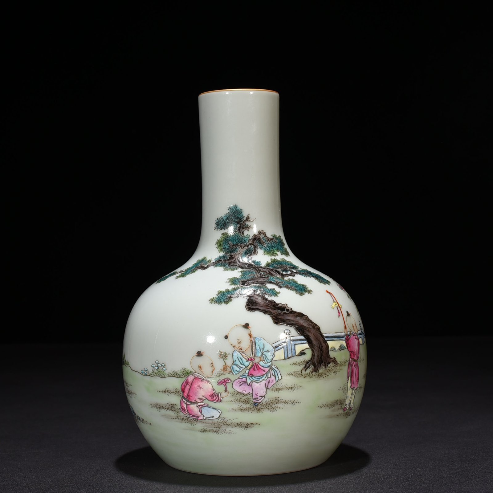 Qing Dynasty Yongzheng pastel celestial sphere vase with baby play