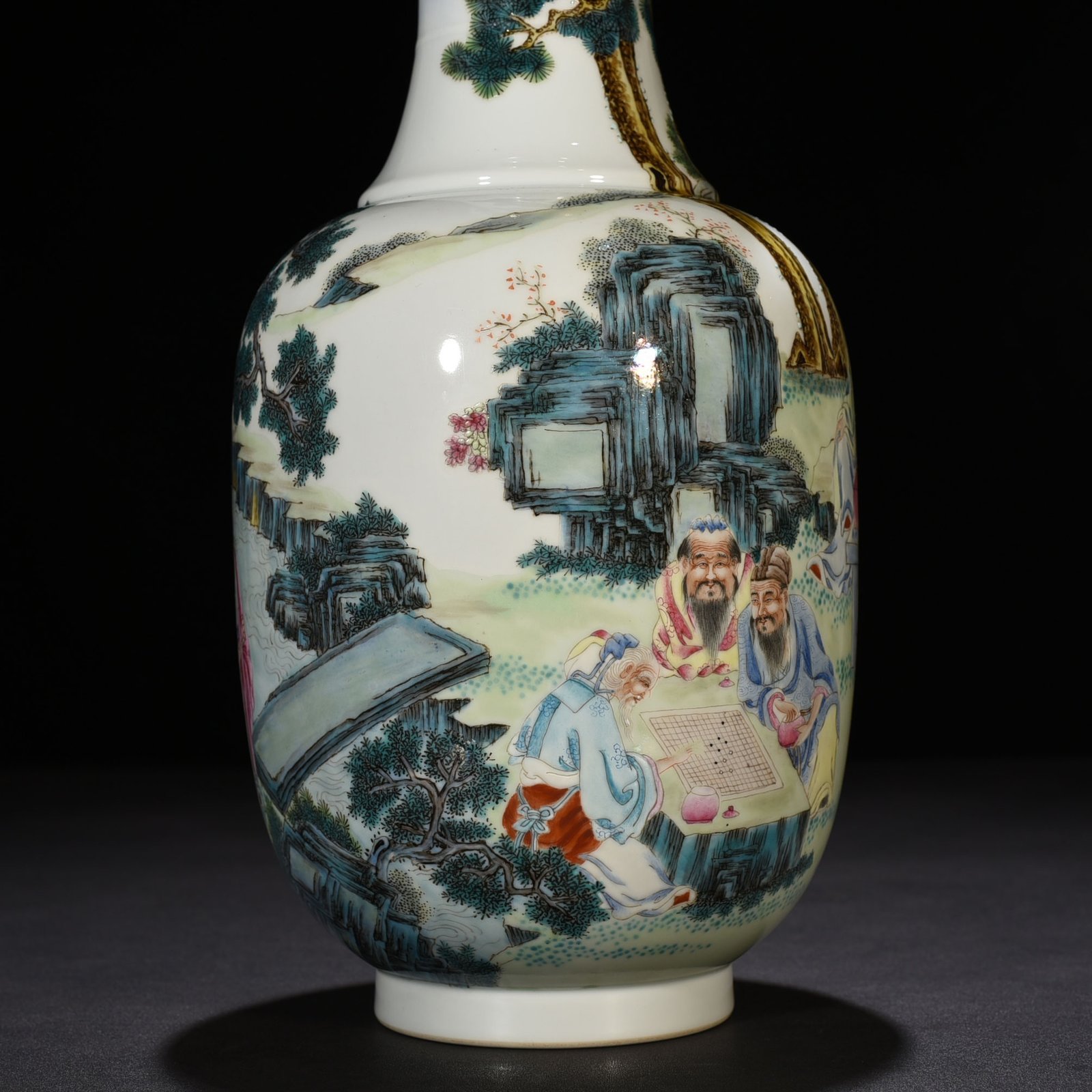 Qing Dynasty Yongzheng famille rose Xiangshan Nine Elders figure vase