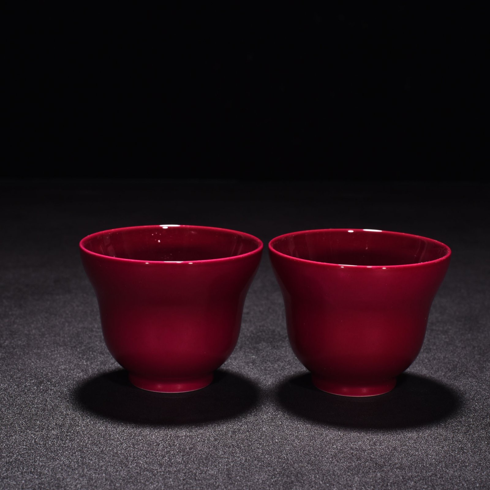 Qing Dynasty Yongzheng Carmine red glaze folding cup