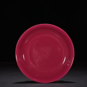 Qing Dynasty Yongzheng carmine red glaze dish